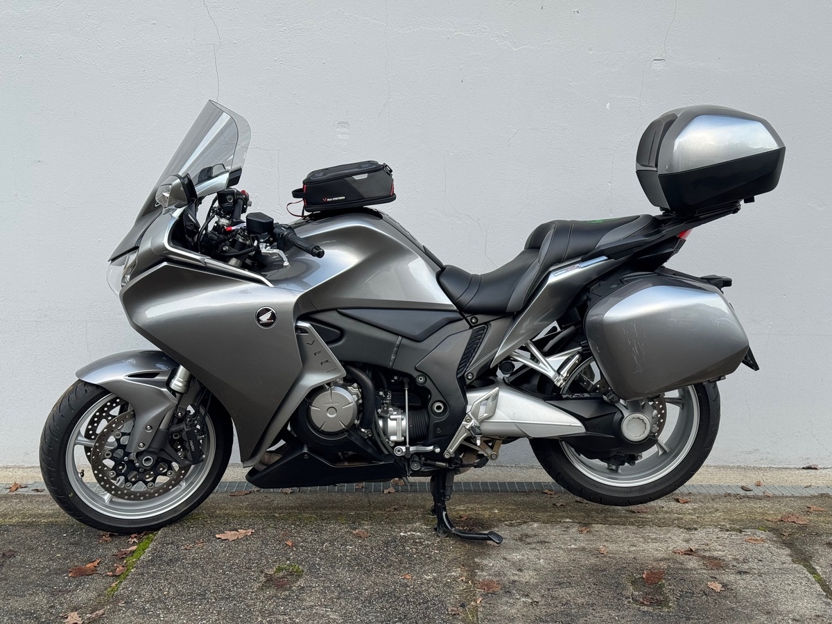 Honda VFR1200F
