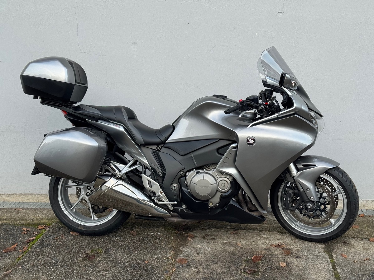 Honda VFR1200F