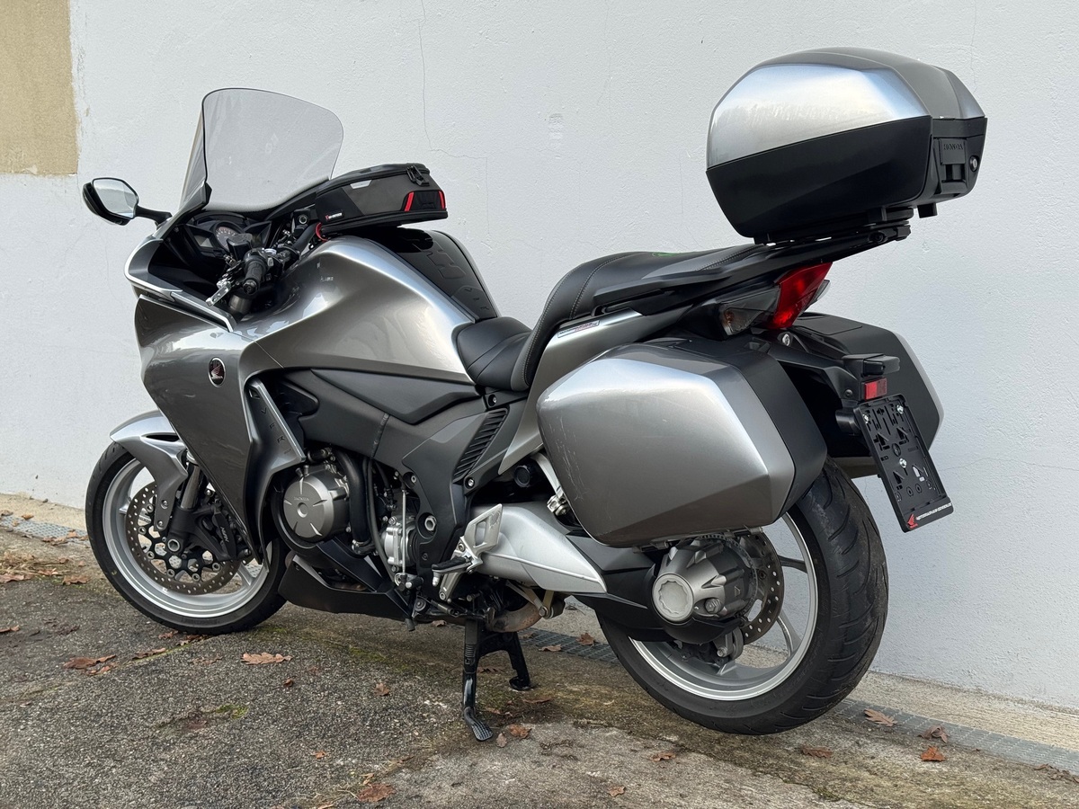 Honda VFR1200F