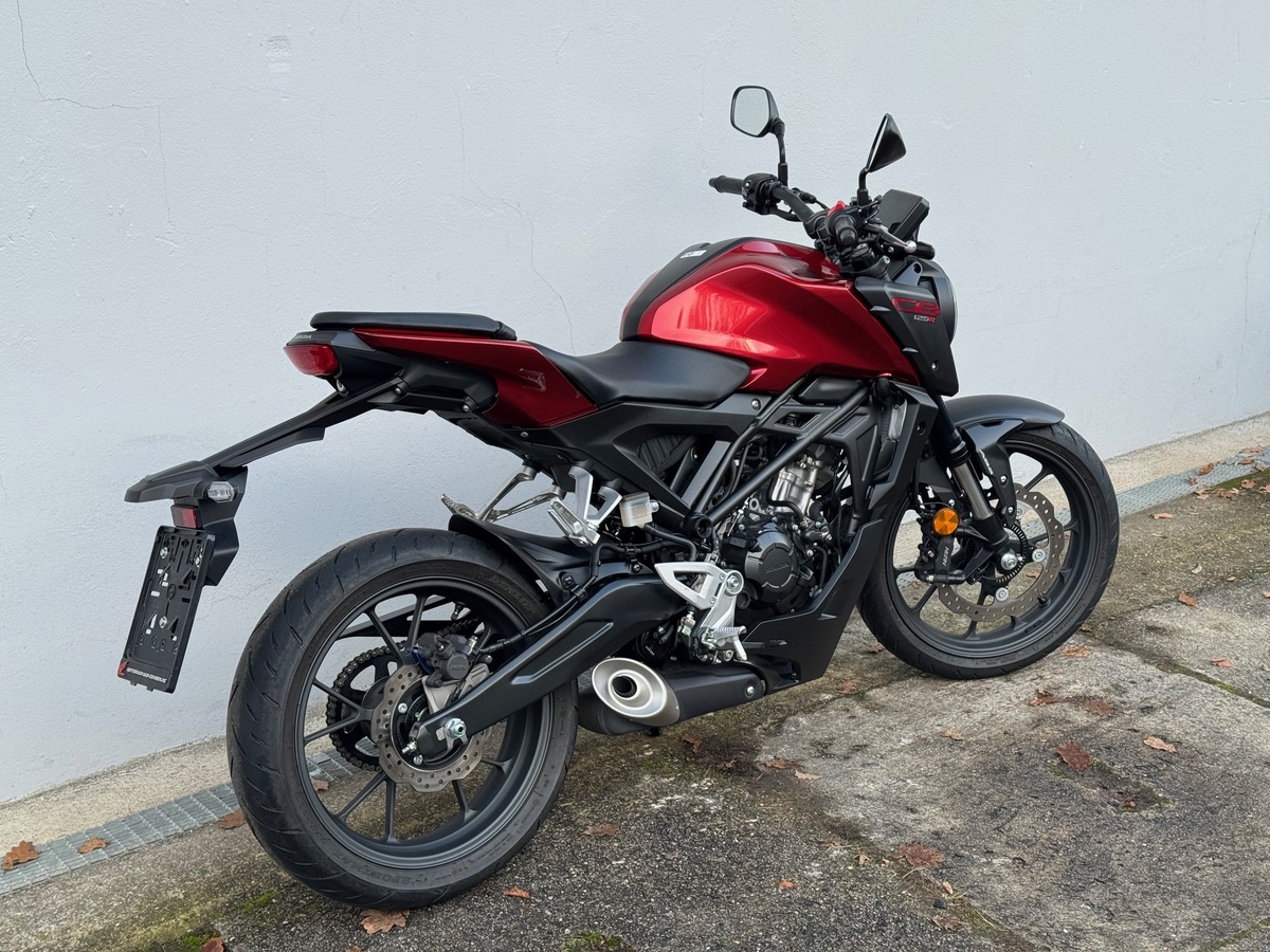 Honda CB125R