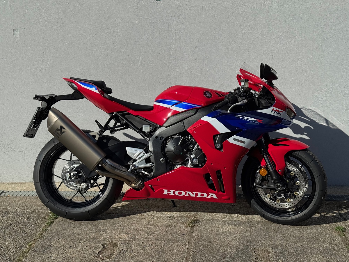 Honda CBR1000RR-R