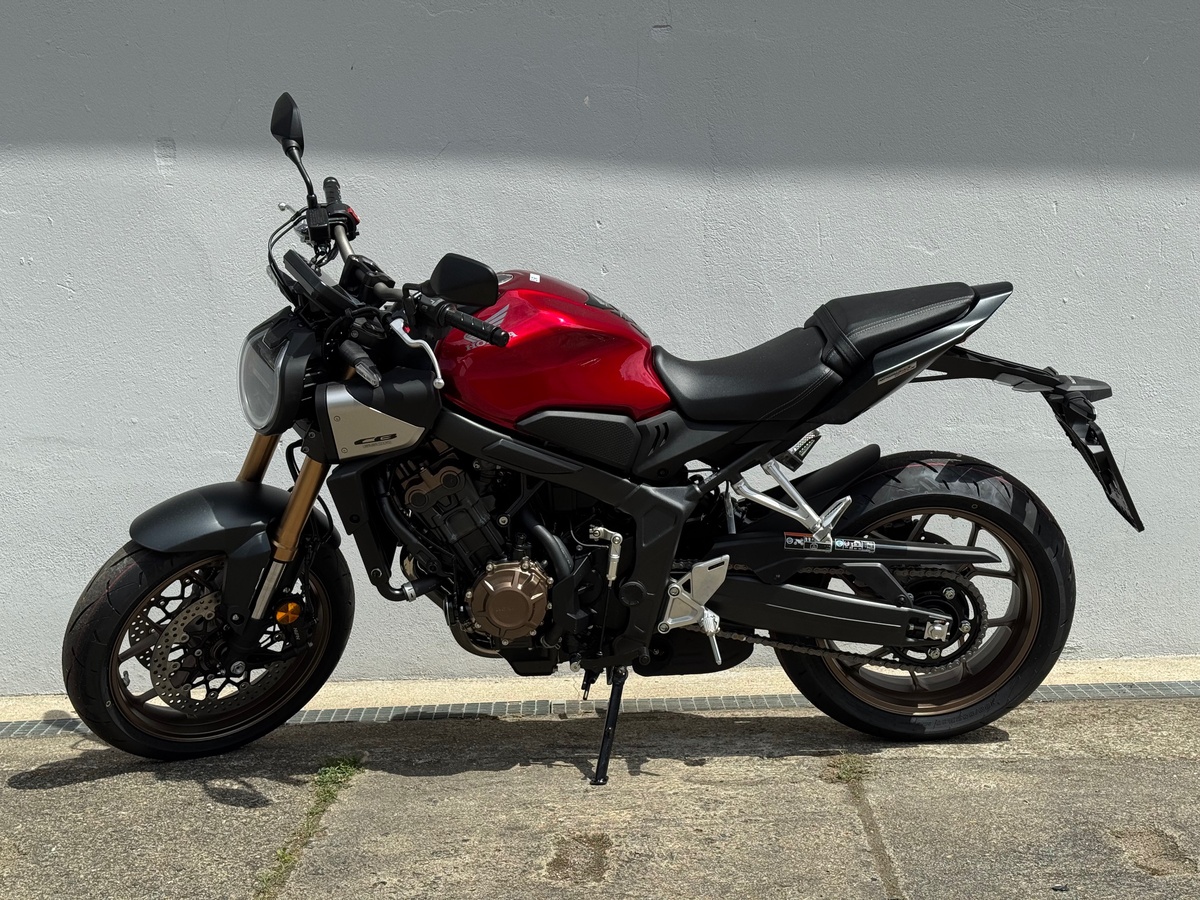 Honda CB650R E-Clutch