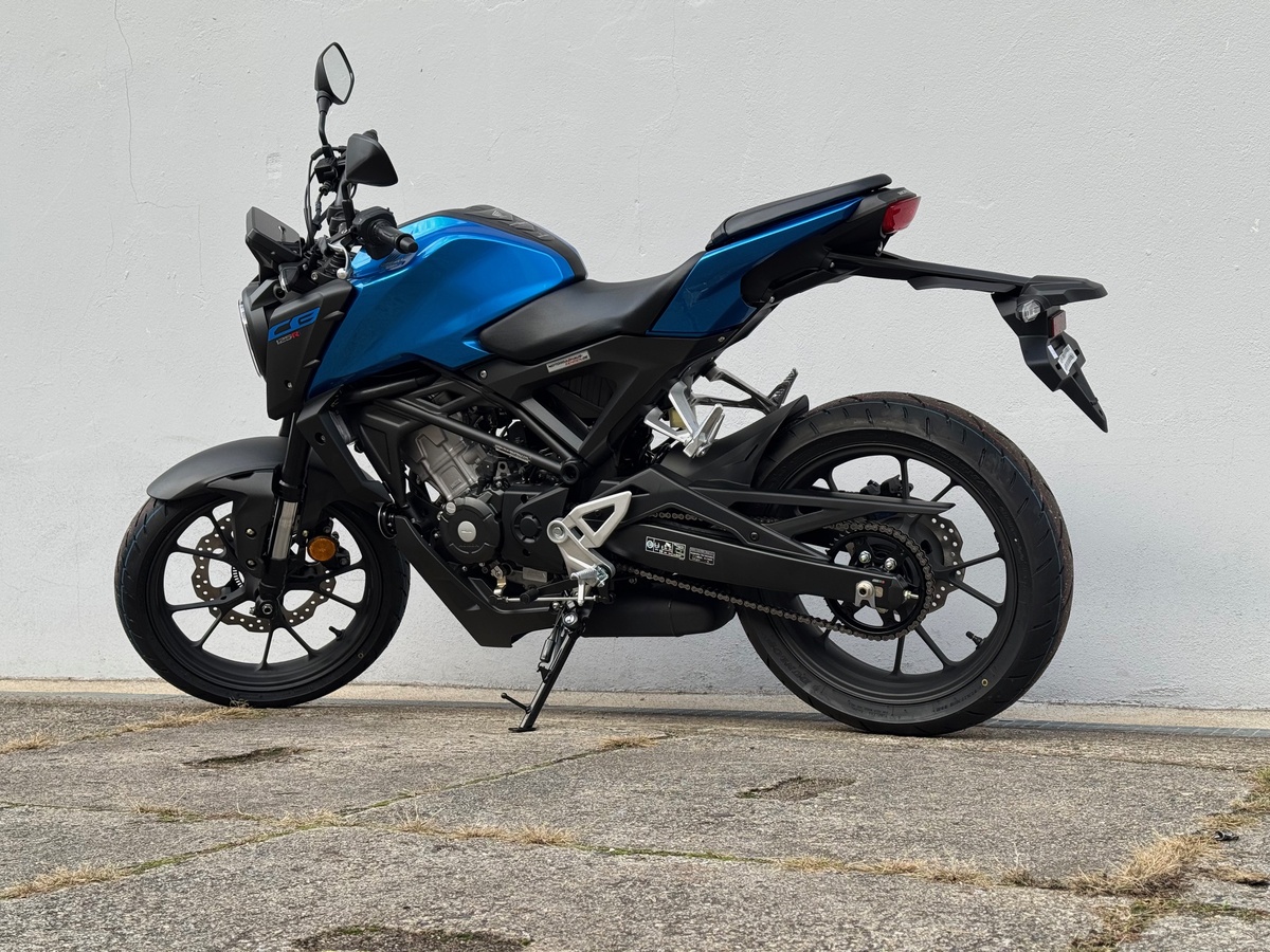 Honda CB125R