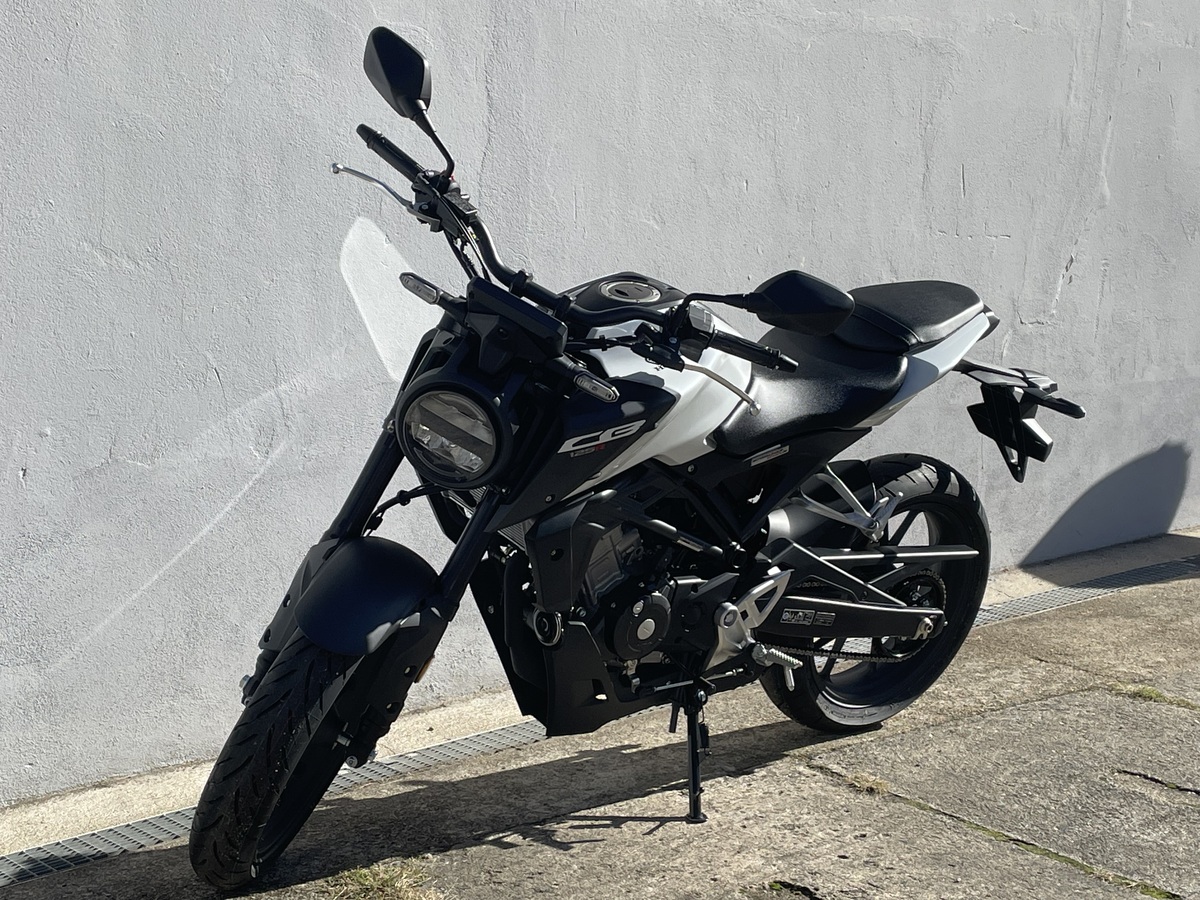 Honda CB125R