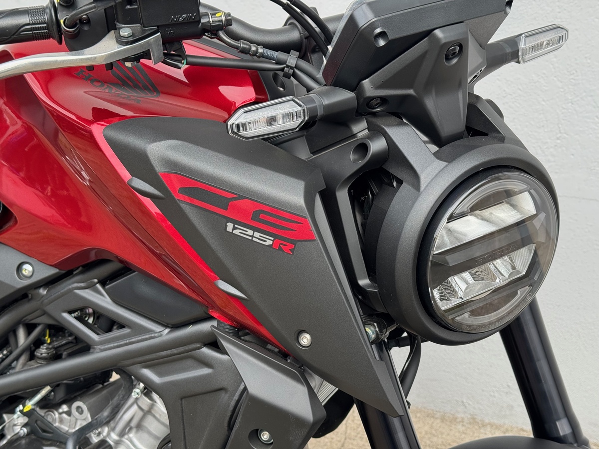 Honda CB125R